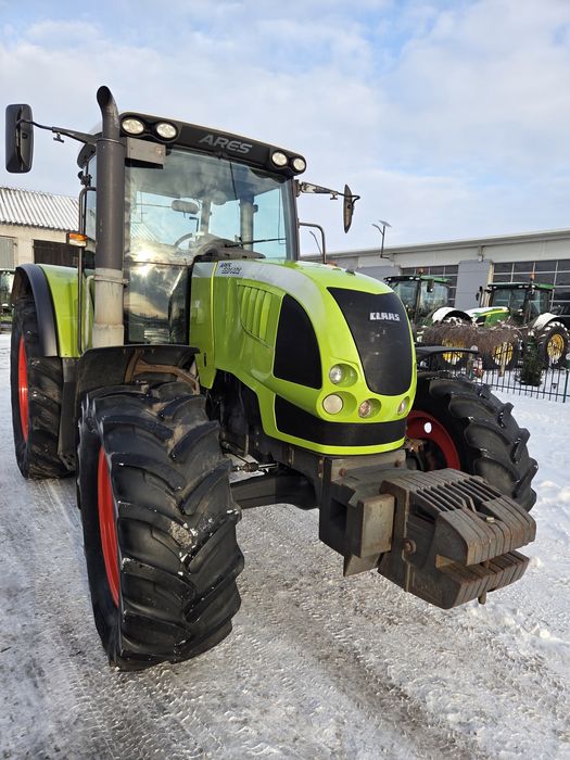 Claas  ares  697