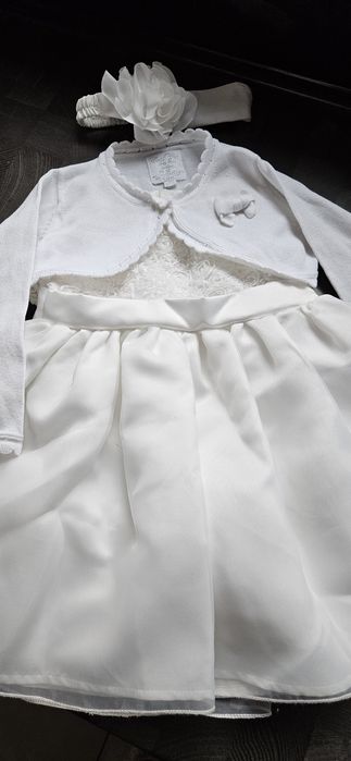 Biały komplet na specjalne okazje