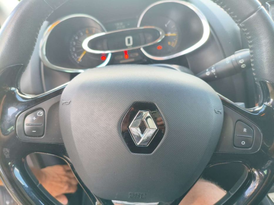 RENAULT CLIO 900 TCE benzyna zarejestrowane w kraju