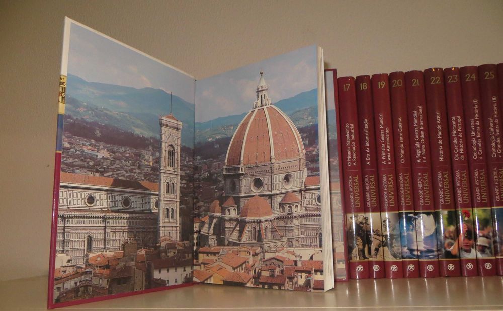 História Universal  - Enciclopédia Completa com  25 volumes - Nova
