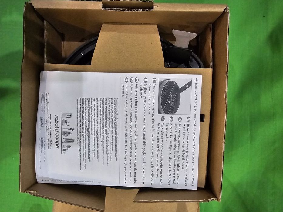 Комплект для очистки решеток Robot Coupe 39881