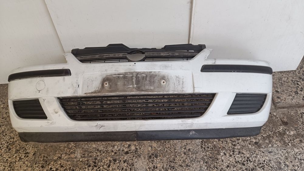 Para choques Opel Corsa C 2005