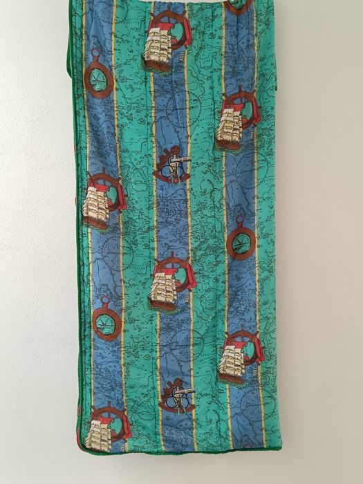 Sacos cama (três) , campismo.