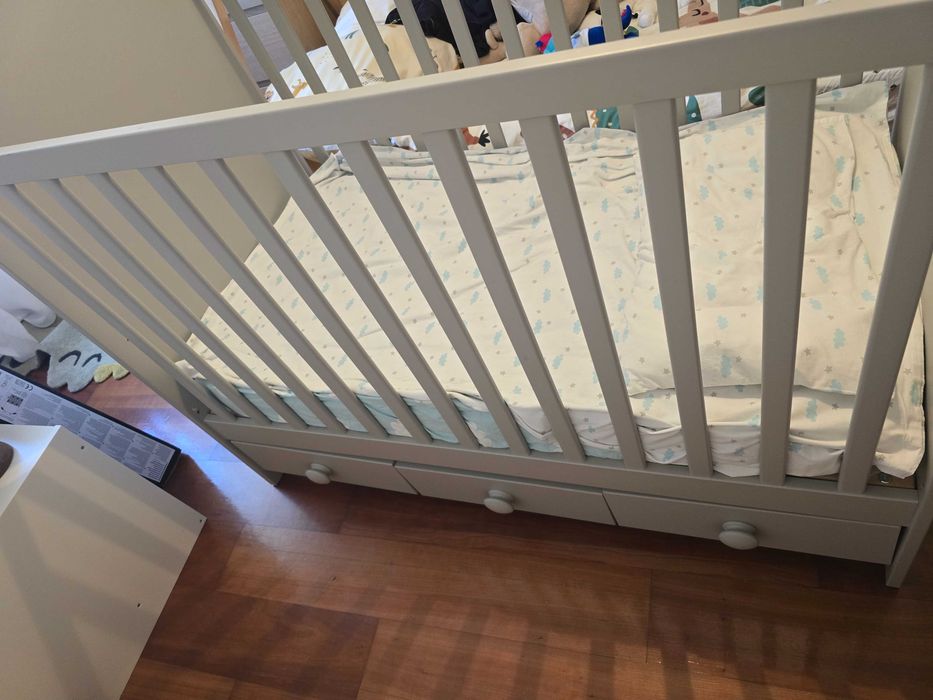 Vendo berço IKEA com oferta colchão