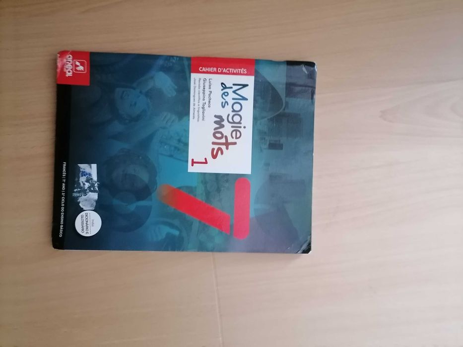 Caderno de atividade "Magie des Mots 1" 7º ano