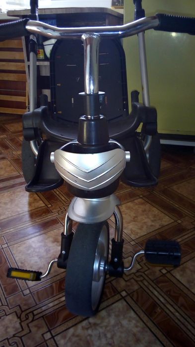 ВЕЛОСИПЕД складной детский 3-х-колесный. ЦЕНА СНИЖЕНА  на одну неделю,