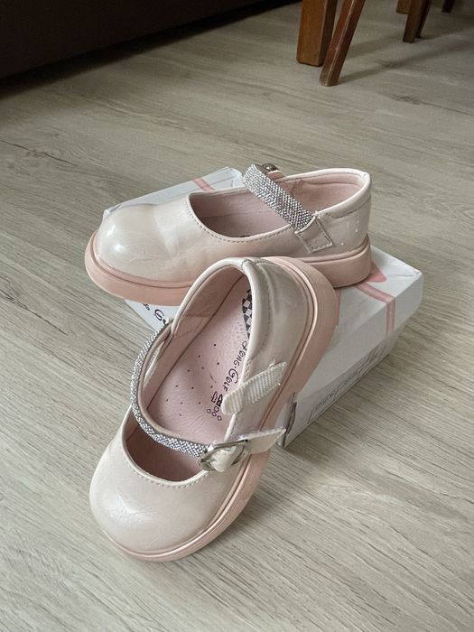 Туфлі для дівчинки лаковані