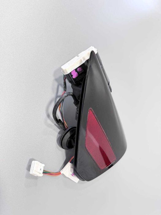 ОРИГІНАЛ!!! ЛЮЧОК зарядного порта Tesla Model 3 | Y