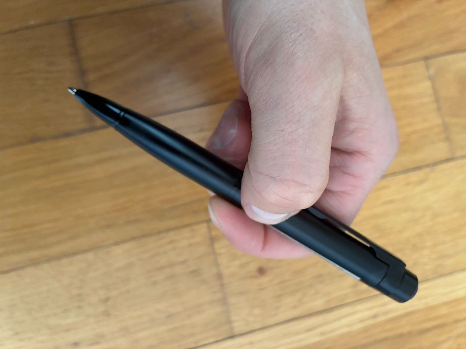 Ручка шариковая с диктофоном и камерой