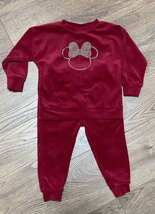 Велюровый костюм