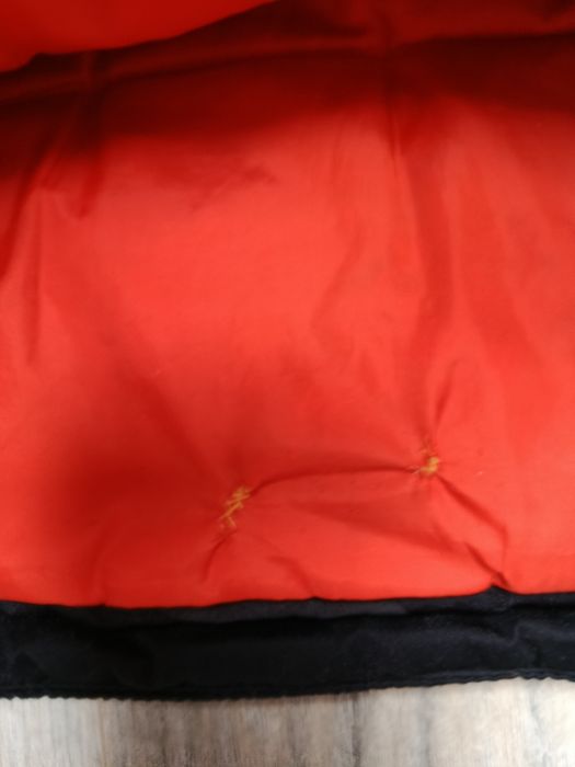 Дуже тепла фірмова куртка на підлітка