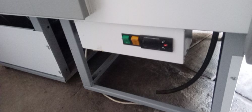 Холодильна вітрина Ілєть-1.2м