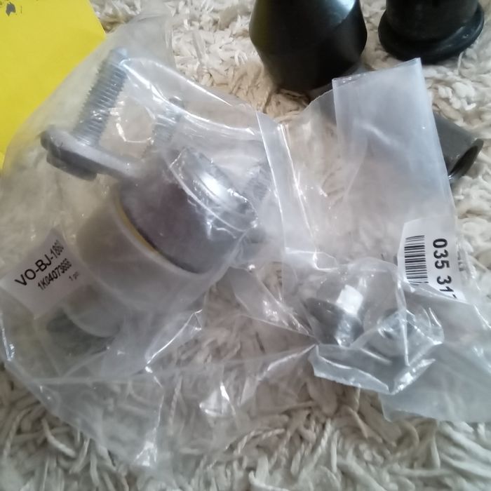 Продам сайлентблоки  Skoda Octavia Karoq Kodiaq Vw Golf Passat Caddy