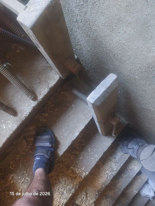 Tornos de  bancada de marceneiro