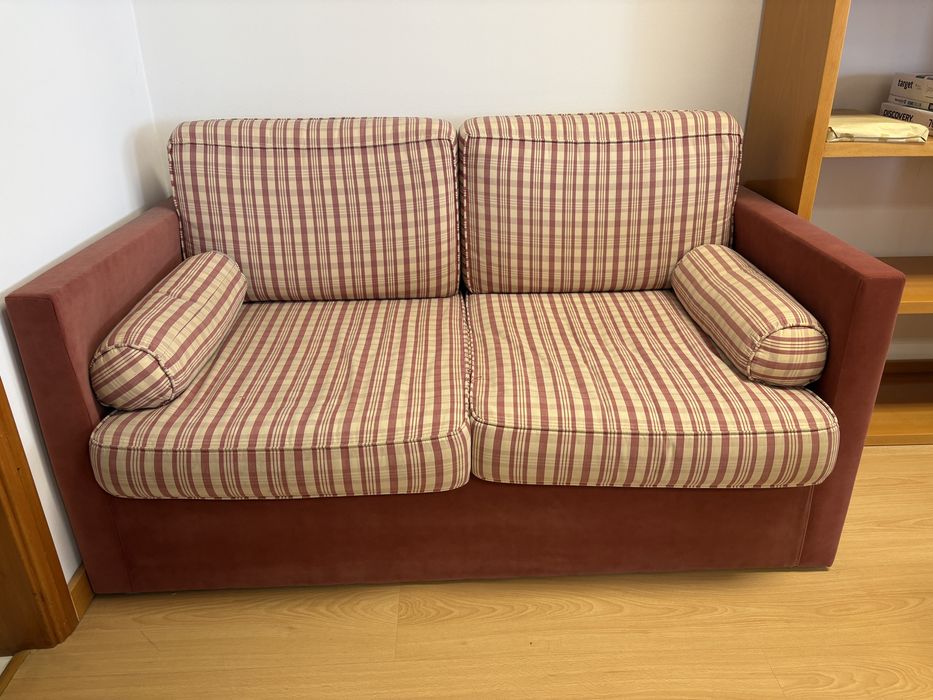 Sofá 2 lugares bom estado