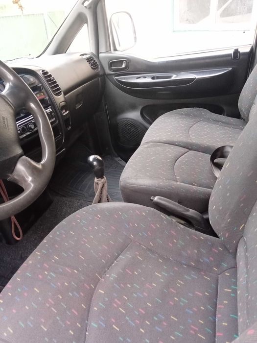 carrinha para mudanças curta distância.64628696480259121