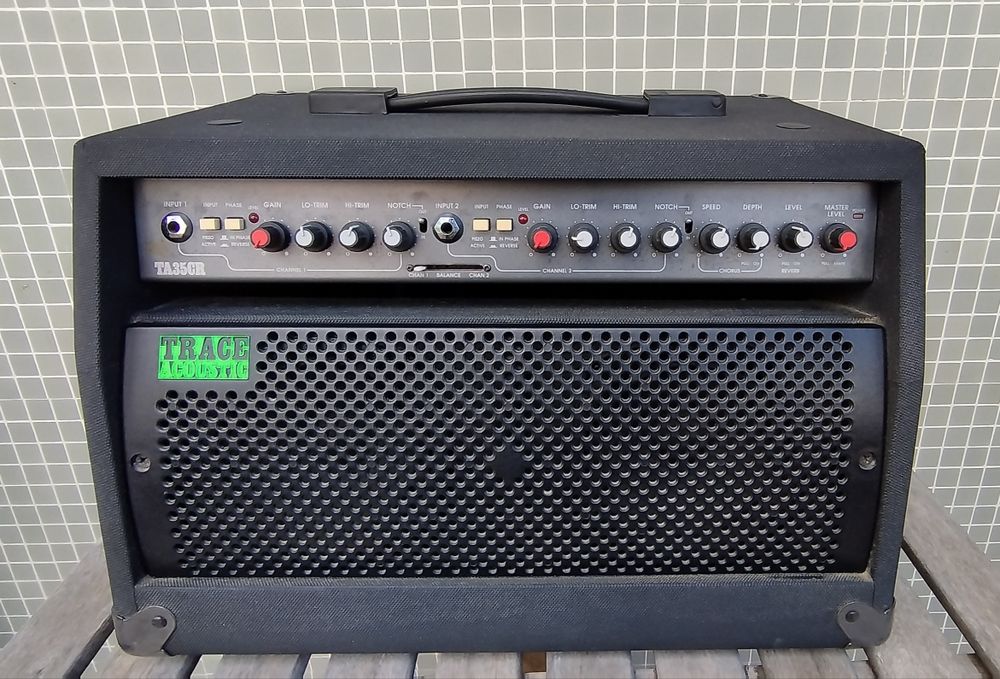 Amplificador de guitarra acústica Trace Elliot TA35CR