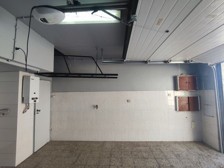 Garagem G1 + Mezanine