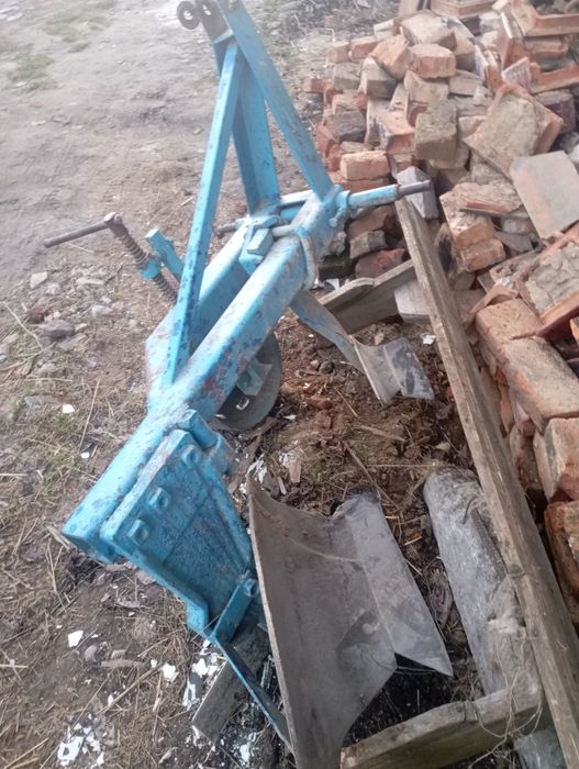 Продам або обміняю на більший трактор.Терміново!