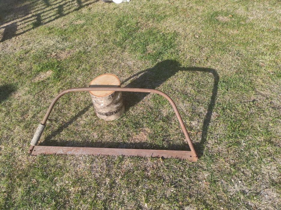 Stara piła do cięcia drewna