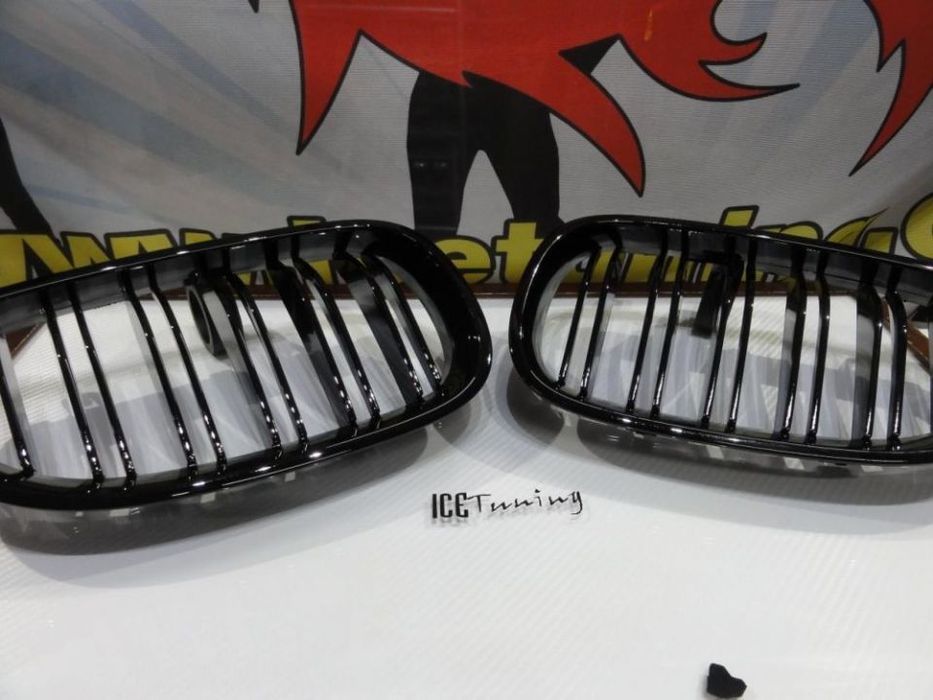 Grelha frontal BMW E60 2003-2010 M5 look / dupla lamina em preto piano brilhante
