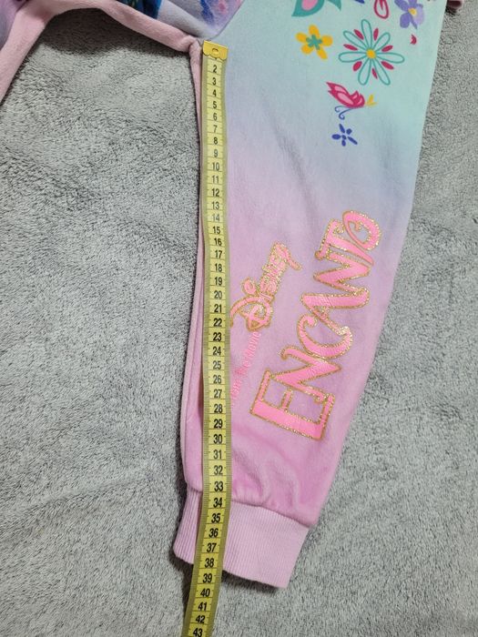 Продам флісовий ромпер, піжаму на дівчинку 4роки. Дісней Енканто