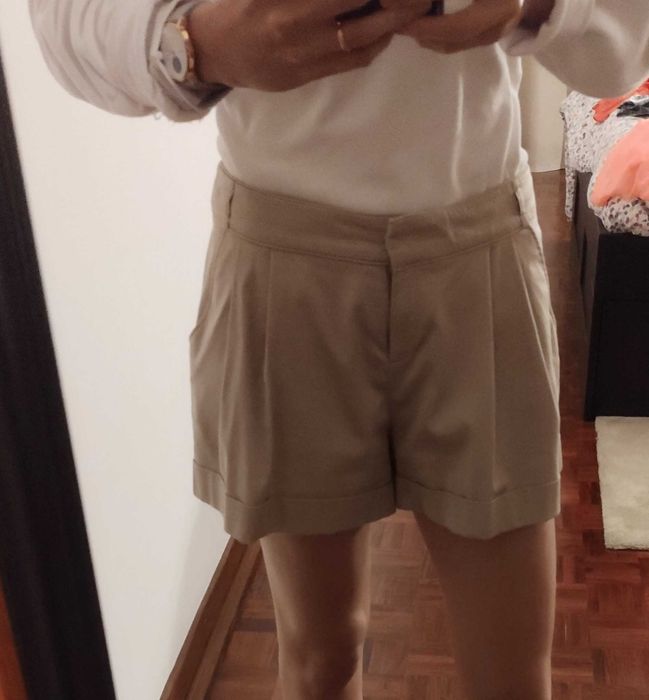 Calções Bege toque cetim