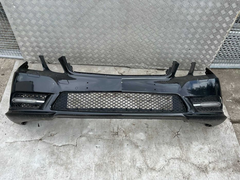 Zderzak przód Xenon pdc Mercedes Benz E klasa w212 pakiet AMG 197