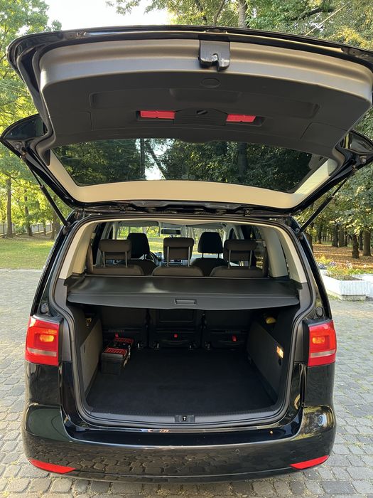 volkswagen touran 2011