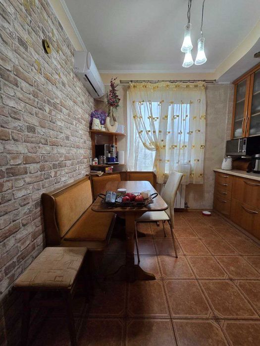 Продам 3 кімнатну кв-ру на вул. Бочарова/Палія