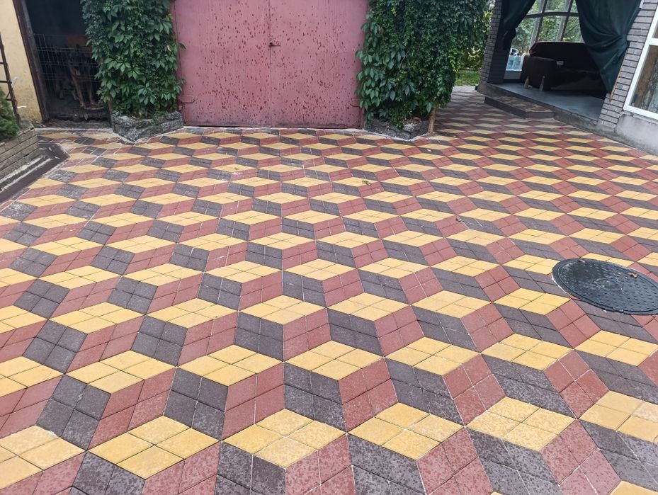Укладка тротуарной плитки