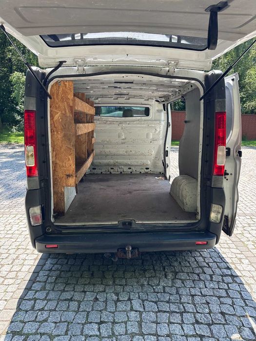 Opel Vivaro 2,0 CDTI samochód ciężarowy