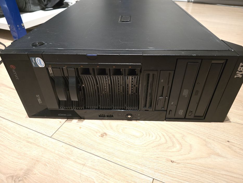 Serwer IBM xSeries 226