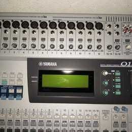 Mesa de mistura Yamaha