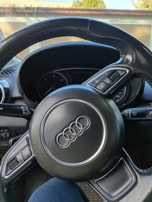 AUDI A1 1.6 TDI 2012 rok