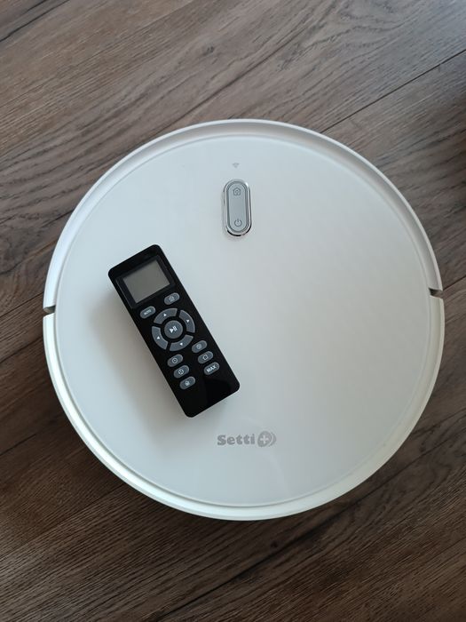 Robot sprzątający Setti RV 500 z wifi
