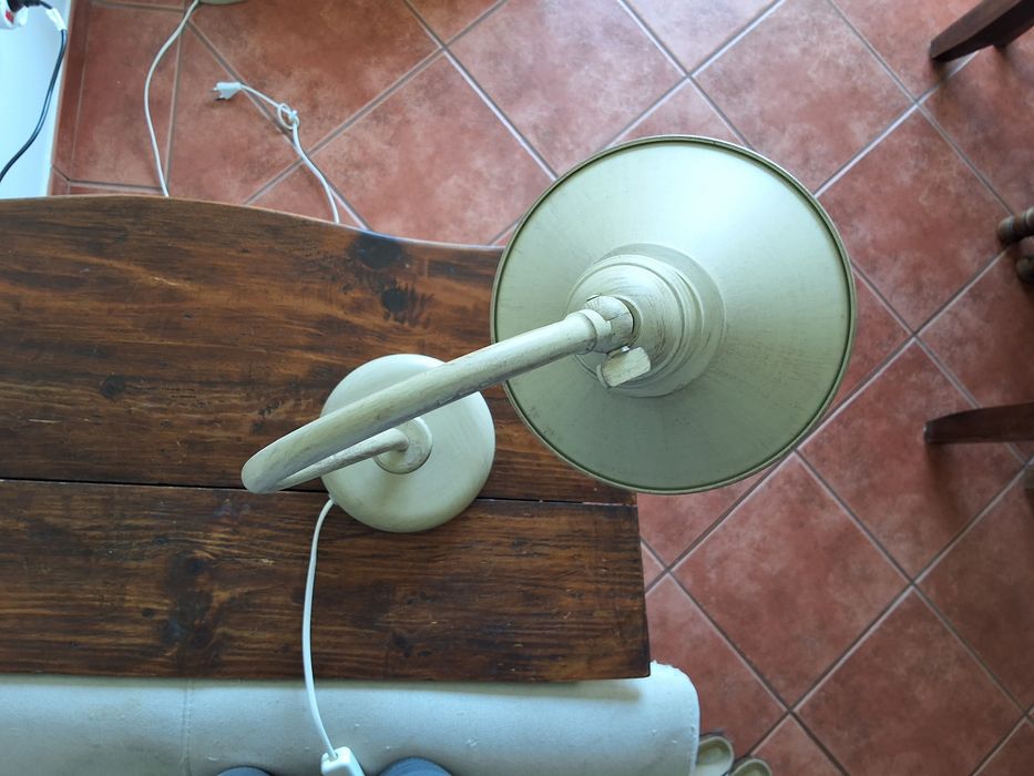 Candeeiro de mesa