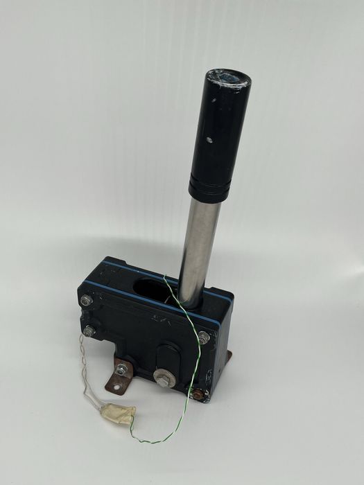 Vendo travão de mão e caixa logitech g27(ler descrição)