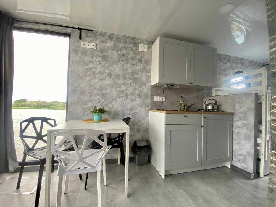 Houseboat  Chrome , możliwość zakupu z miejscem w Marinie