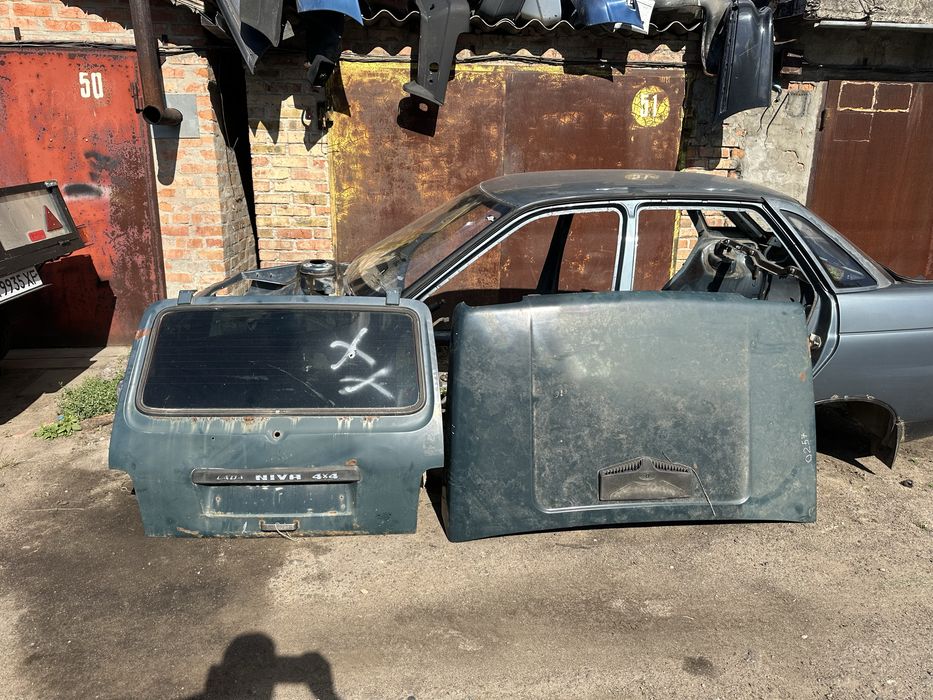 Капот , Ляда Нива,