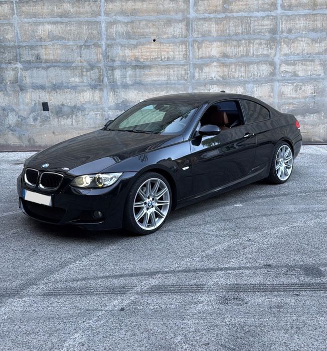BMW E92 320D PACK M