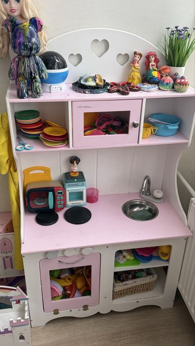 Кухня дитяча деревяна рожева