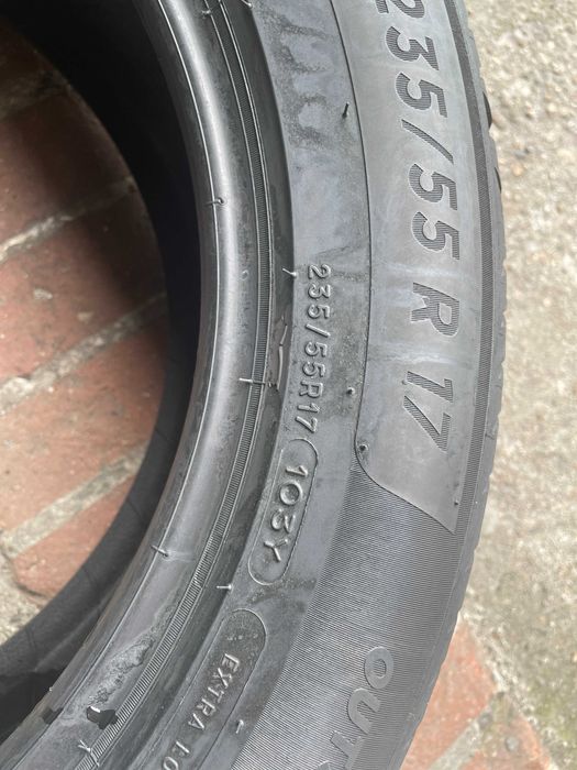 Komp. opon Michelin 235/55R17