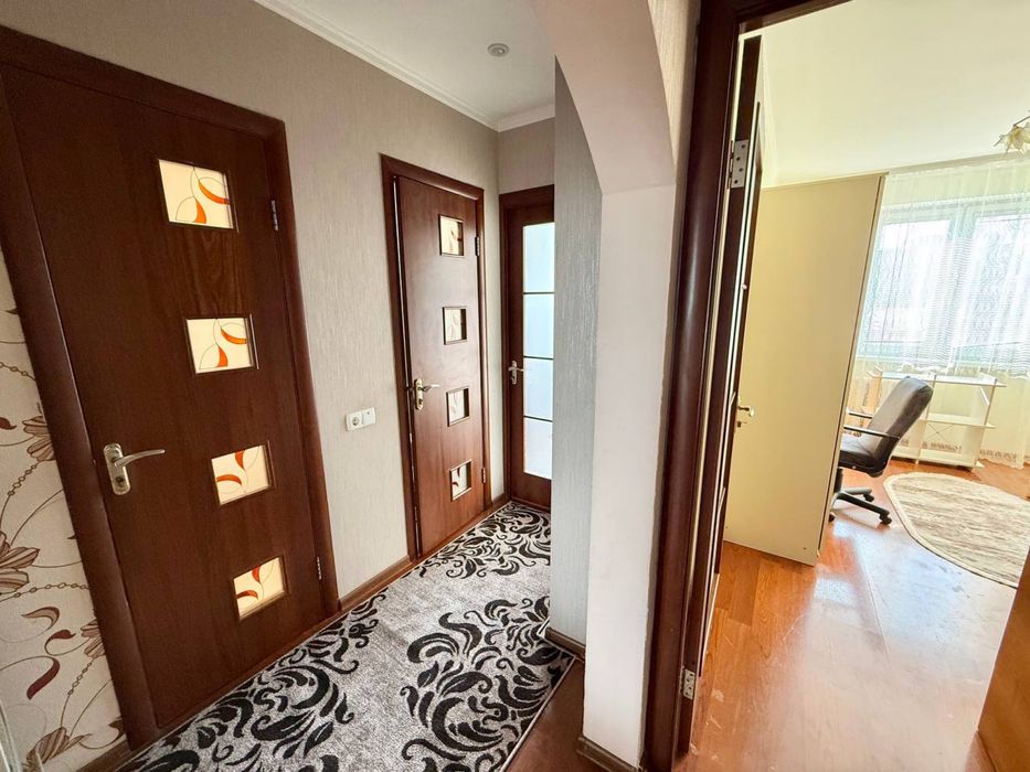 Здам 2-кімнатну квартиру на Скальда (Комарова)