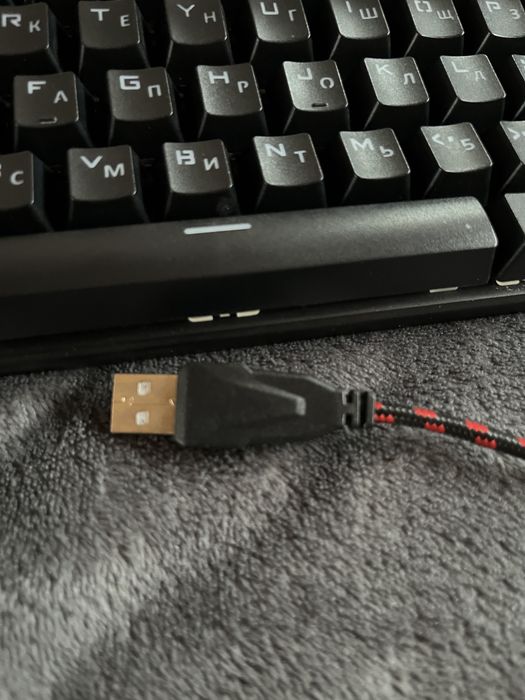 Klawiatura mechaniczna gamingowa na Blue Switchach REAL-EL M28 TKL RGB