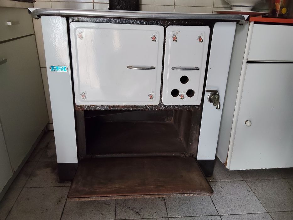 Vendo forno a lenha...