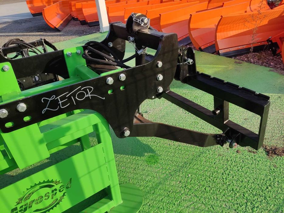 Tuz przedni do ciągnika kat. II różne modele solidny