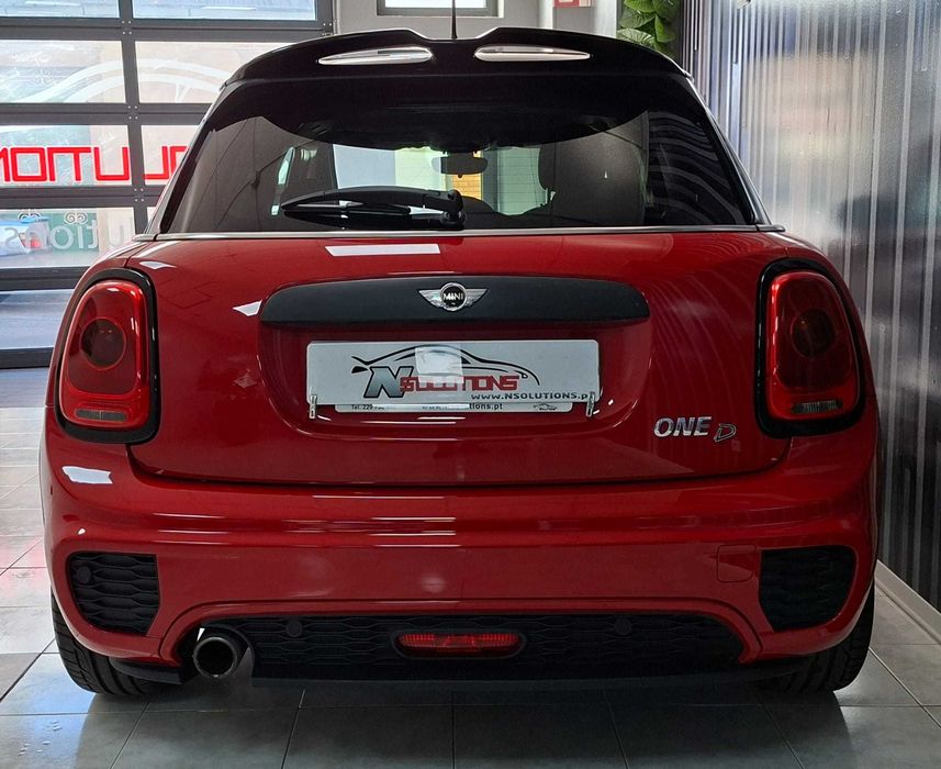 MINI ONE JOHN COOPER WORKS