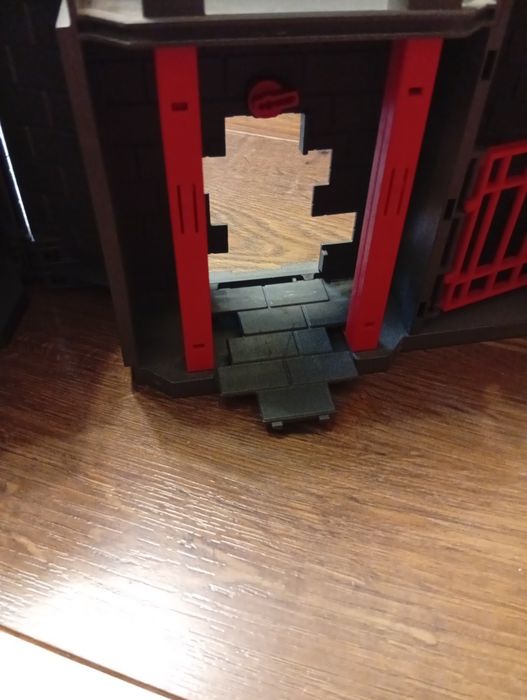 Замок фортецЯ Playmobil