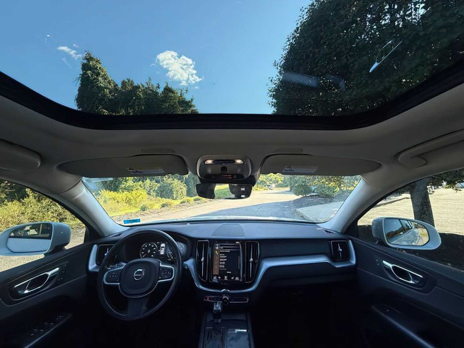 Volvo XC60      2018